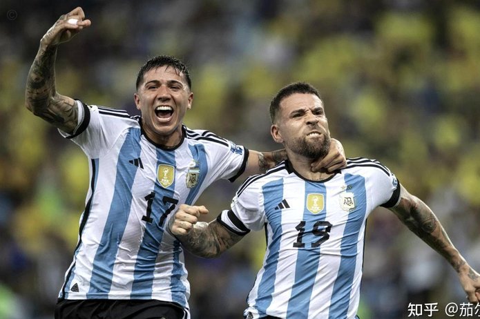 内托右路传中，恩佐禁区内头槌破门！切尔西取得领先！