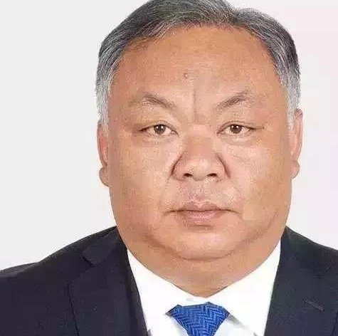 国少现在年龄真实问题基本没了，隔壁国青居然还有明目张胆改名改姓改年龄把球迷篮协傻子的
