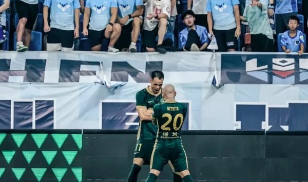 米特里策一过三后助攻高迪破门，浙江2-1泰山
