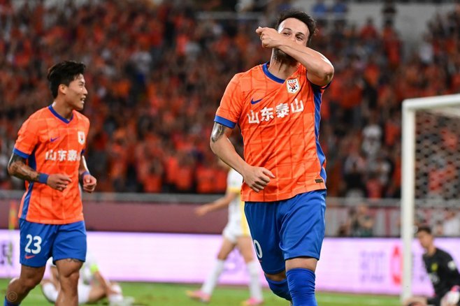 杨一鸣补射破门 新鹏城2-0战胜西海岸
